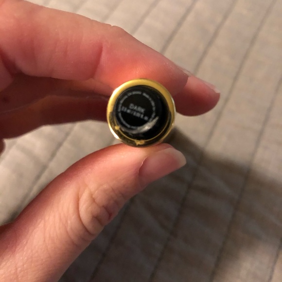 Concealer - Picture 2 of 3